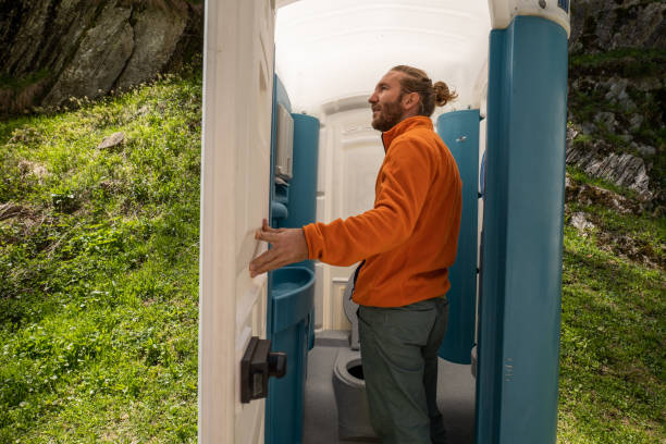 Affordable portable toilet rental in Vista, CA